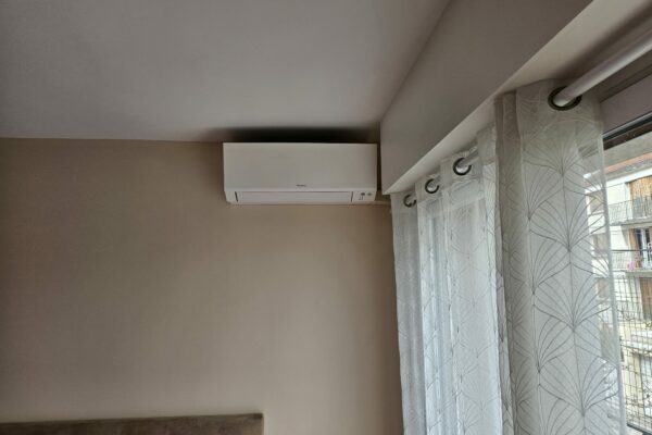 Installation de deux pompes à chaleur Daikin multisplit à Fontanay sous bois
