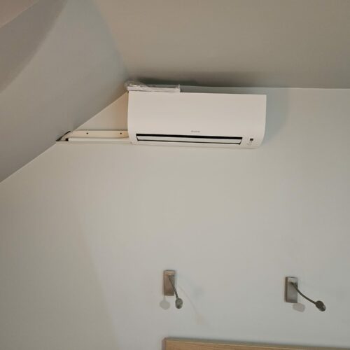 installation de deux pompes à chaleur Daikin à vitry sur seine