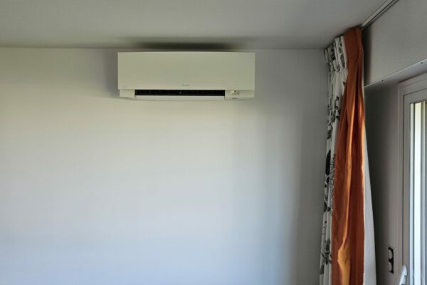 Installation de deux pompes à chaleur Daikin multisplit à Fontanay sous bois