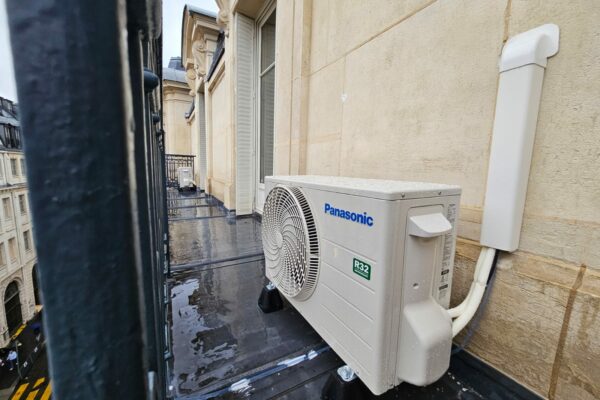 Pose de Pompes à Chaleur Air-Air Panasonic à Paris 8e-13