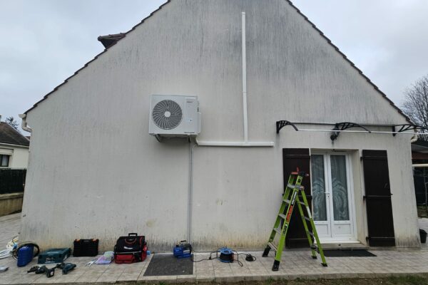 Installation d'une pompe à chaleur multisplit ALTECH à Juvisy sur Orge